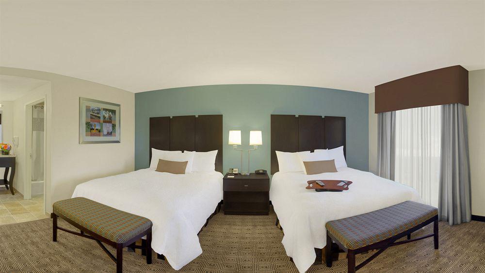 Hampton Inn & Suites Yonkers Extérieur photo