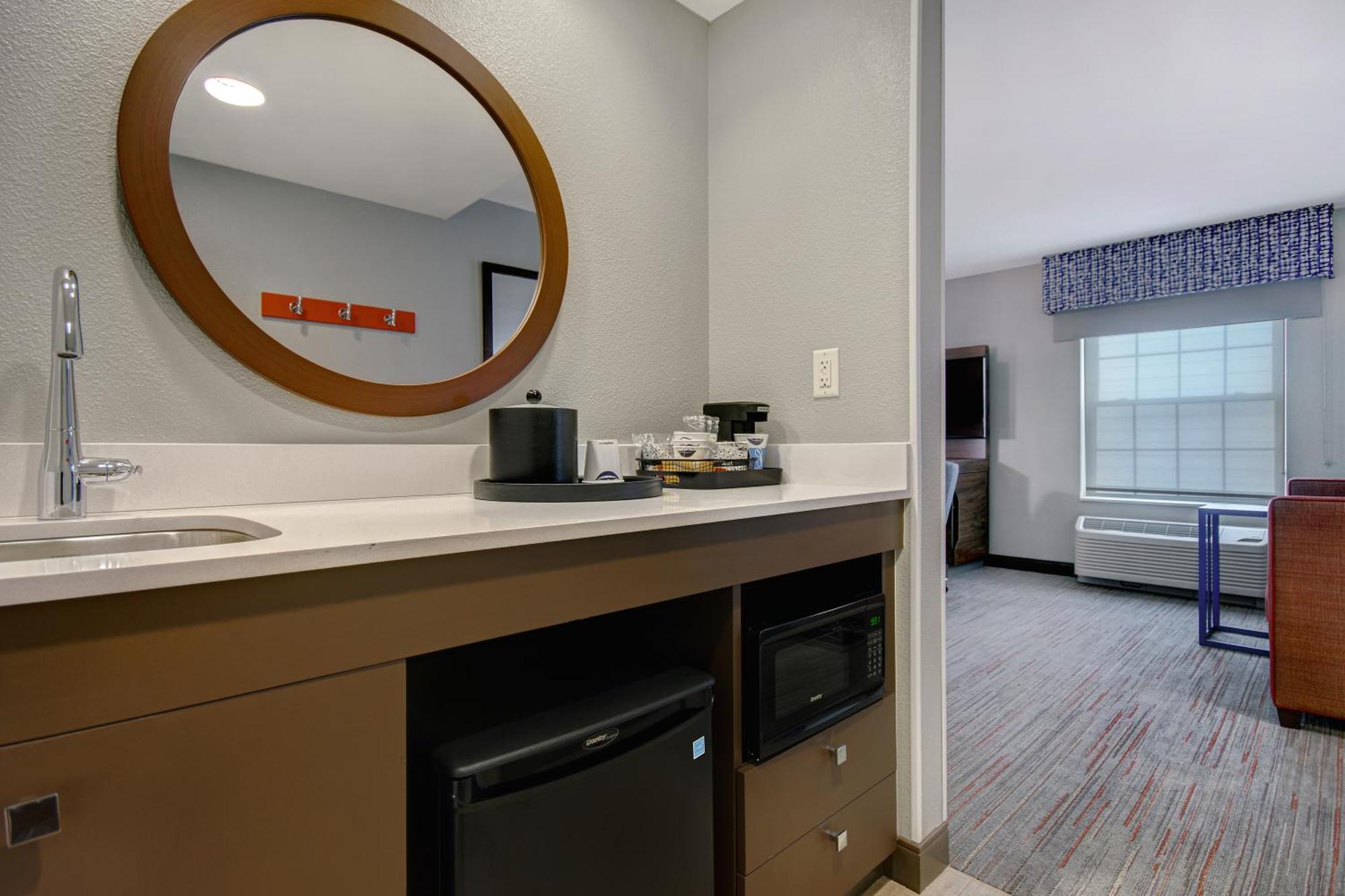 Hampton Inn & Suites Yonkers Extérieur photo
