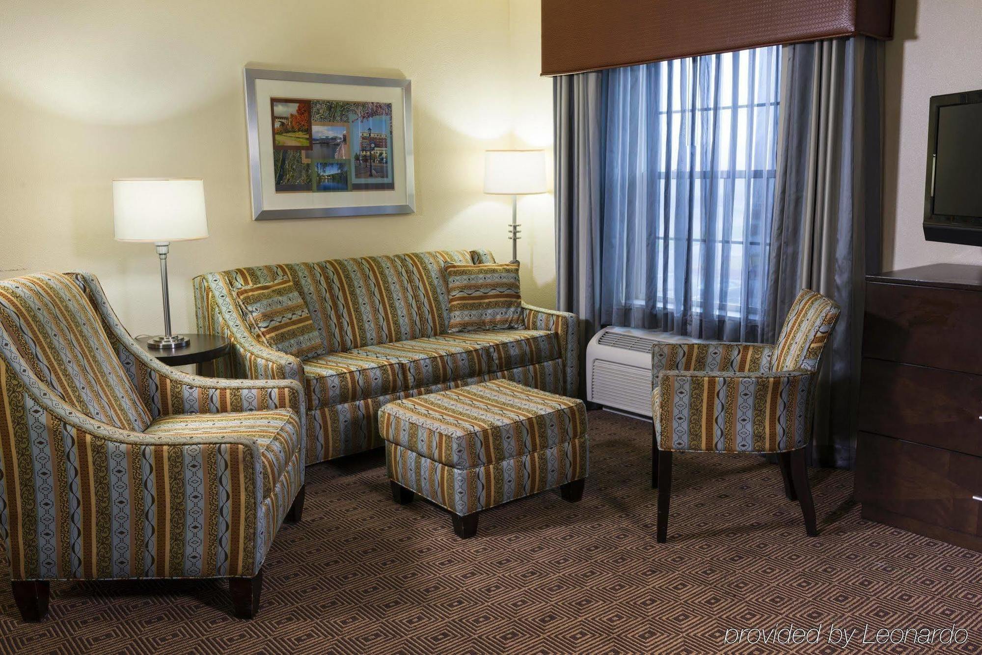 Hampton Inn & Suites Yonkers Extérieur photo